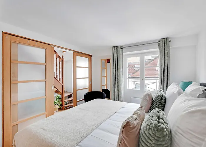 アパート Stunning Duplex 1br- 4p - Notre-dame Cathedral パリ